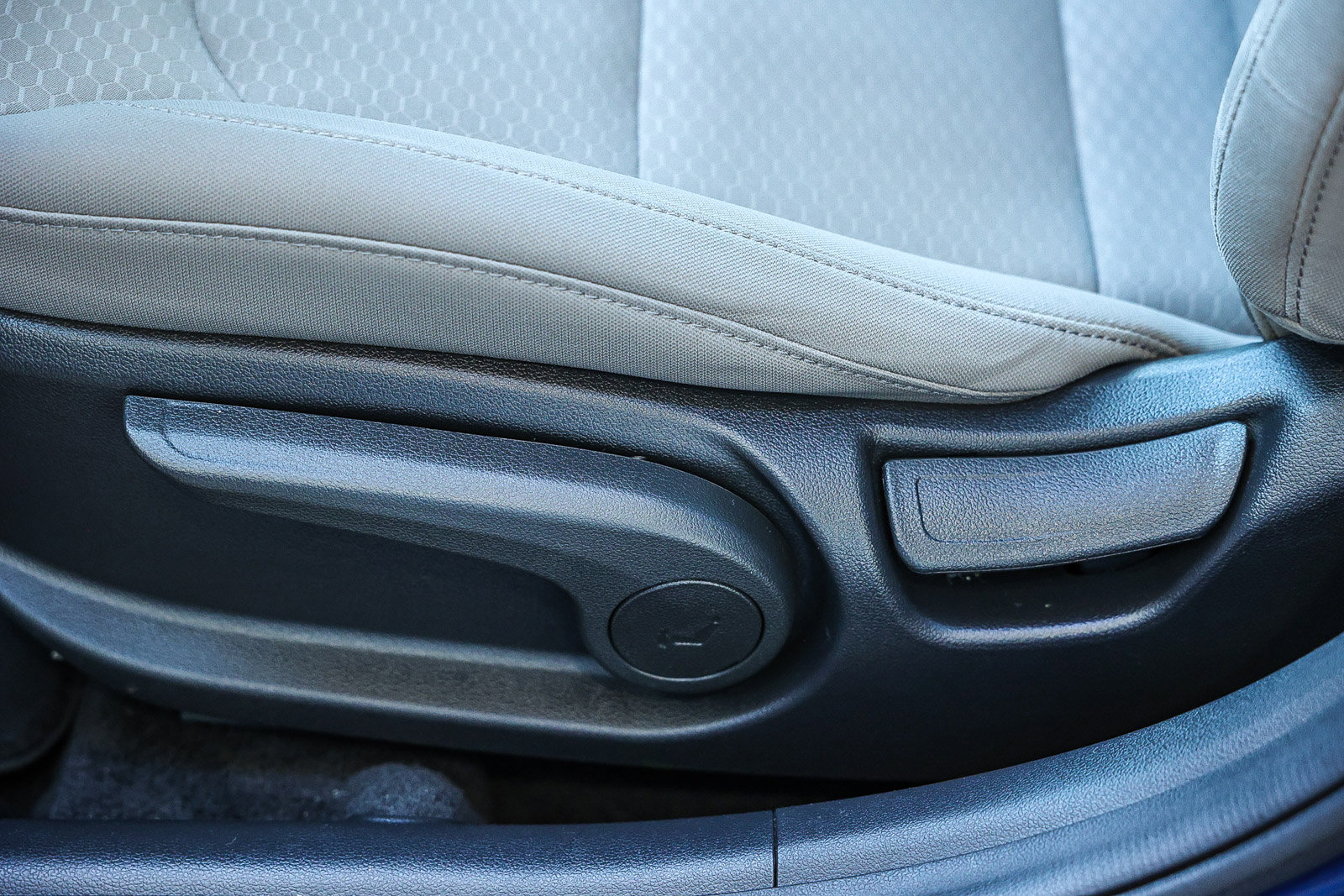 Used 2020 Hyundai Elantra SE image 26