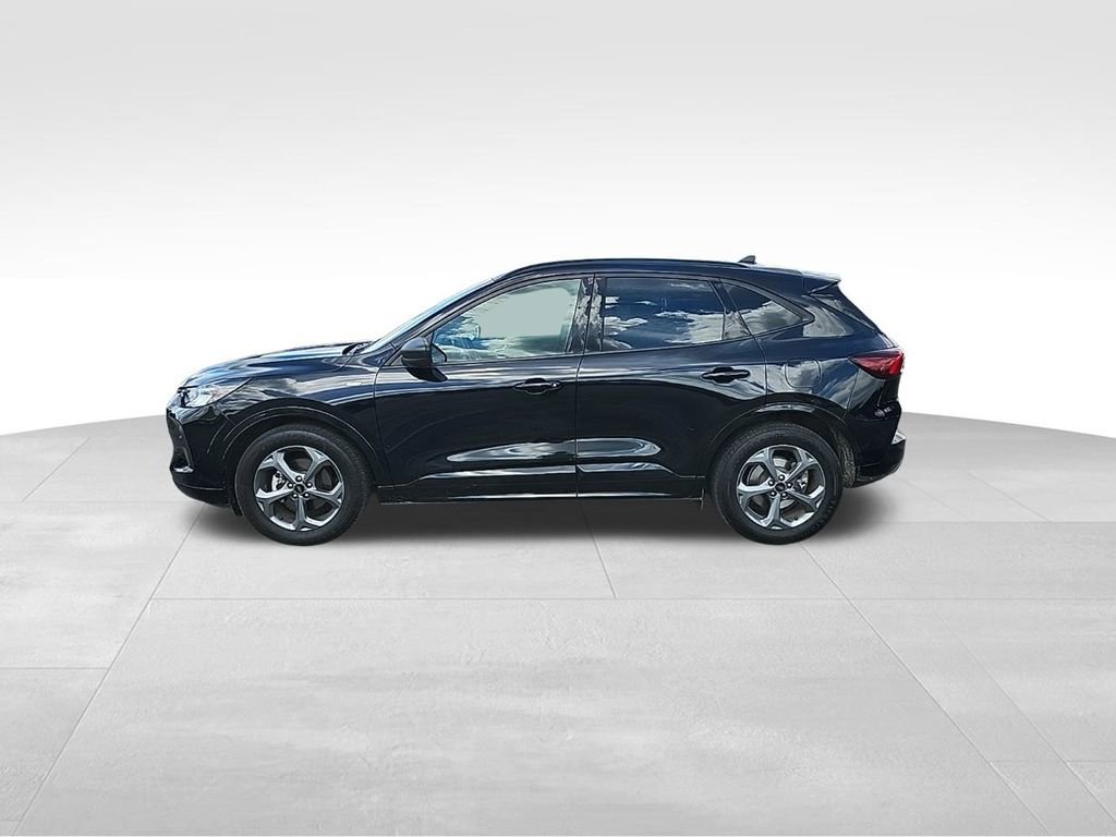 Used 2023 Ford Escape ST-Line FWD image 8