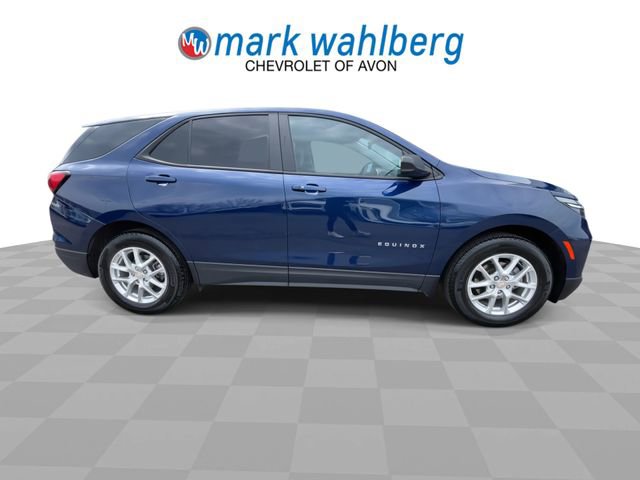 Certified 2023 Chevrolet Equinox LS w/ LS Convenience Package image 2