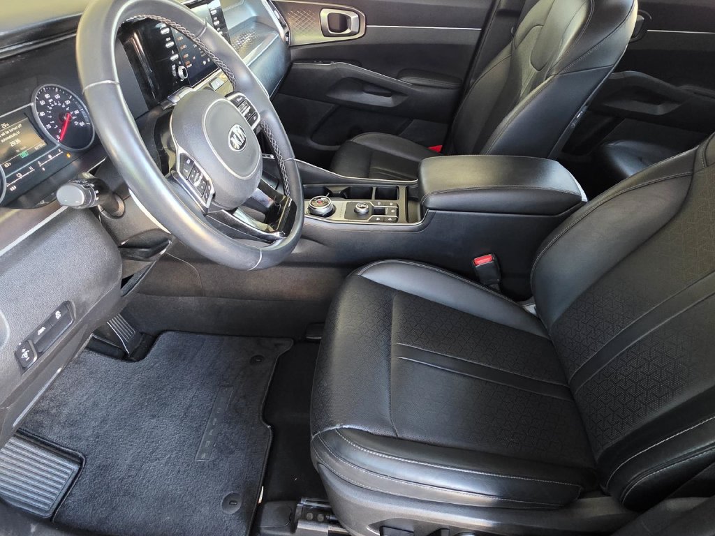 Used 2021 Kia Sorento S FWD image 6