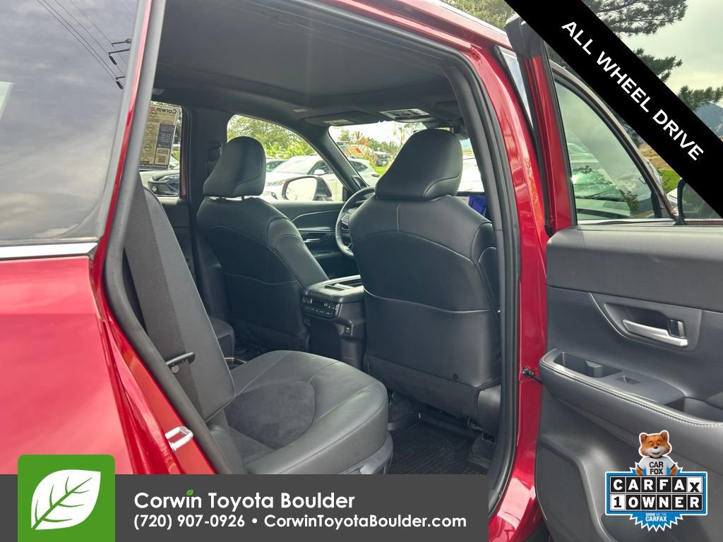 Used 2025 Toyota Grand Highlander AWD Hybrid image 15