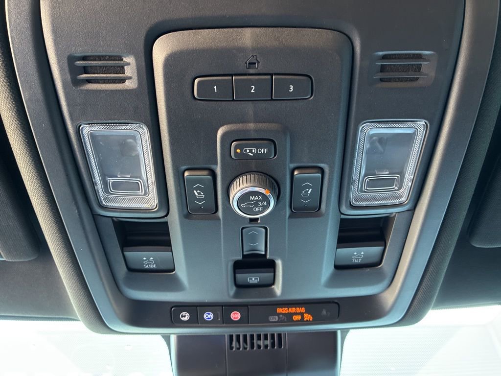 Used 2024 GMC Yukon XL Denali Ultimate image 28