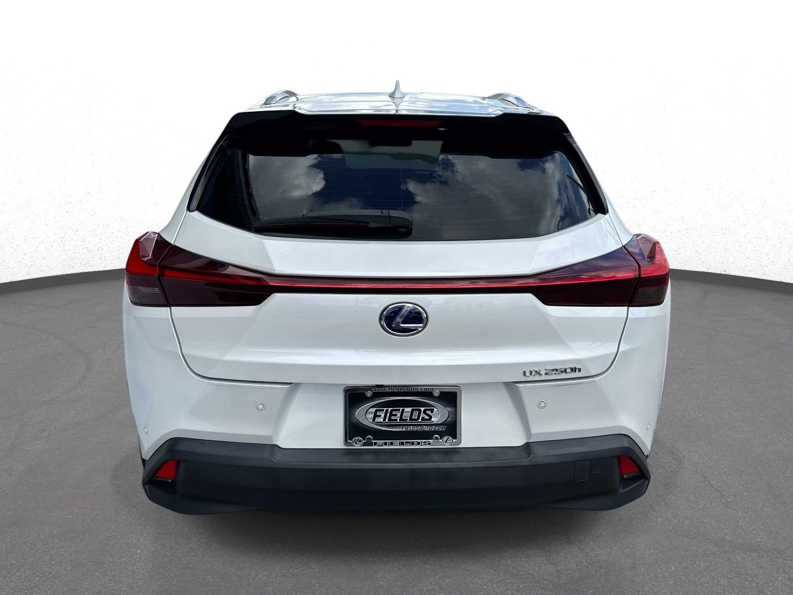 Used 2022 Lexus UX 250h w/ Accessory Package (Z2) AWD/4WD image 4
