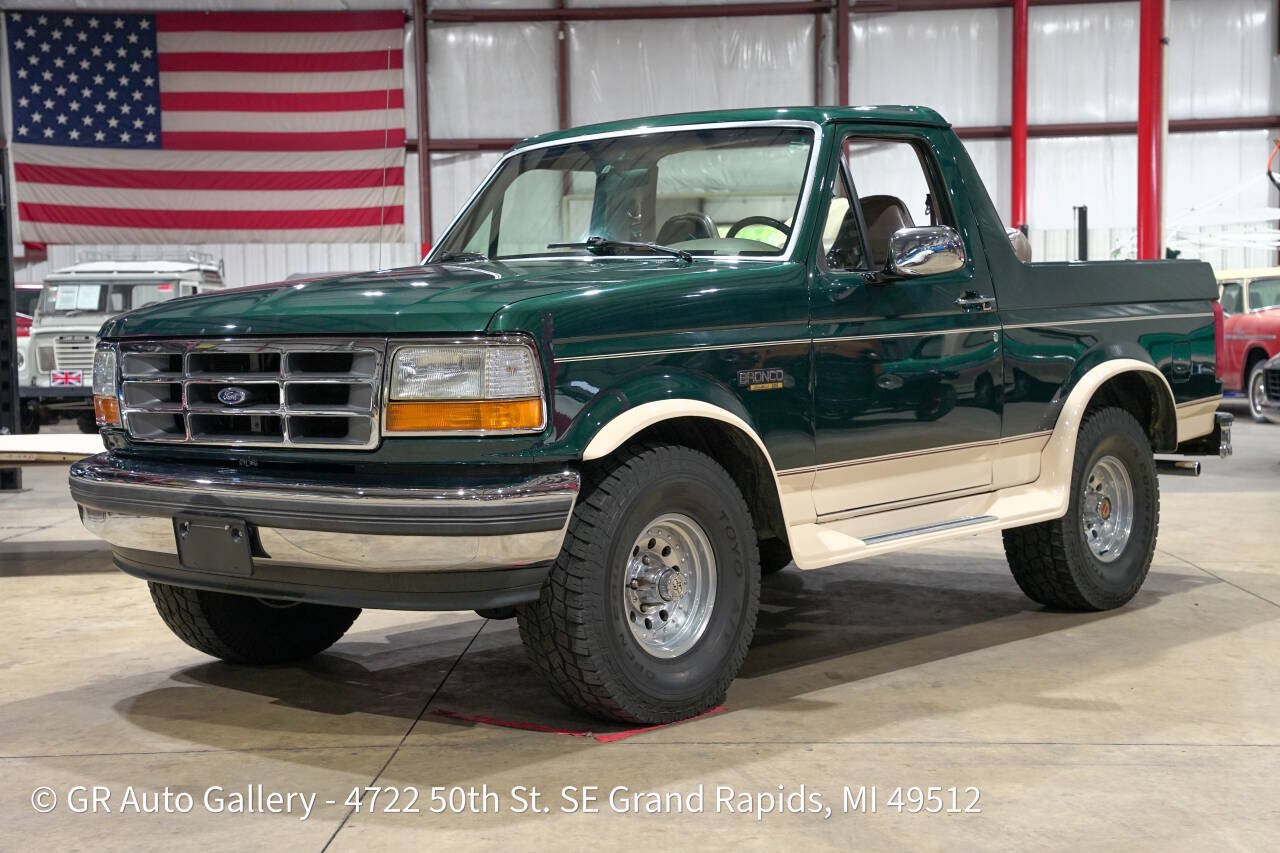 Used 1992 Ford Bronco Eddie Bauer AWD/4WD image 1