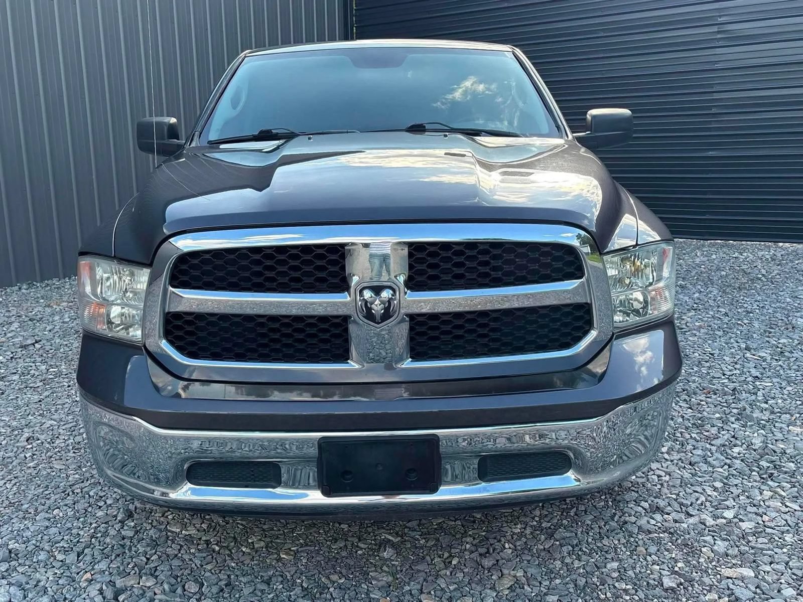 Used 2018 RAM 1500 Classic SLT AWD/4WD image 9