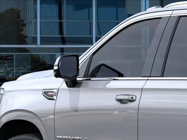 New 2026 GMC Yukon XL Denali AWD/4WD image 12