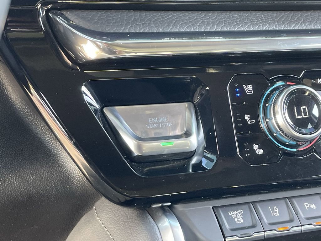 Used 2025 GMC Sierra 2500 Denali w/ Denali Reserve Package image 17