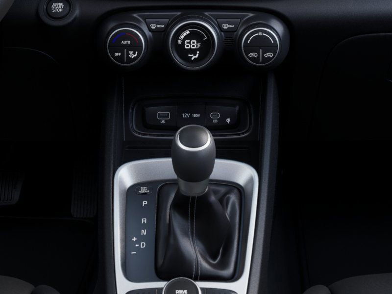 New 2025 Hyundai Venue Limited image 16