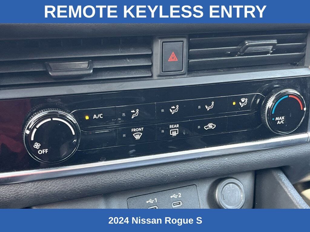 Used 2024 Nissan Rogue S image 5