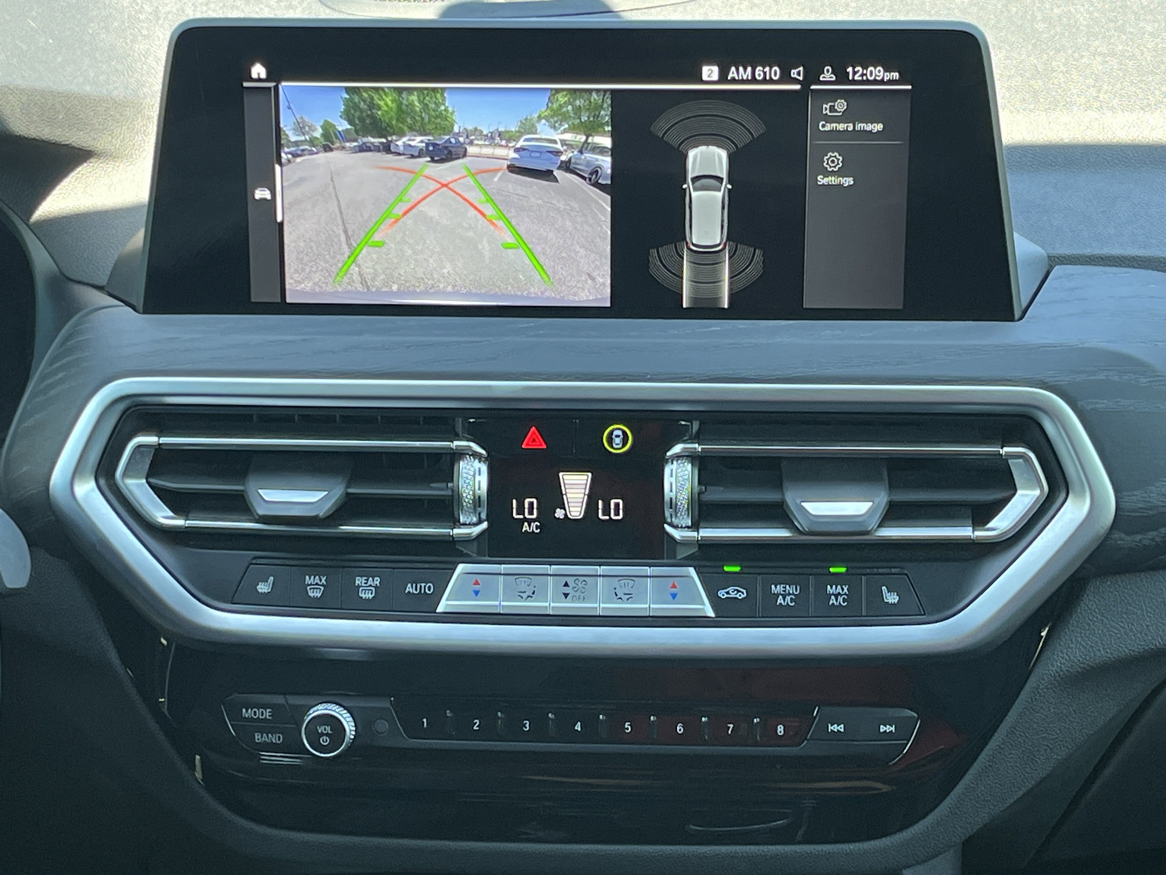 Used 2024 BMW X3 xDrive30i AWD/4WD image 4