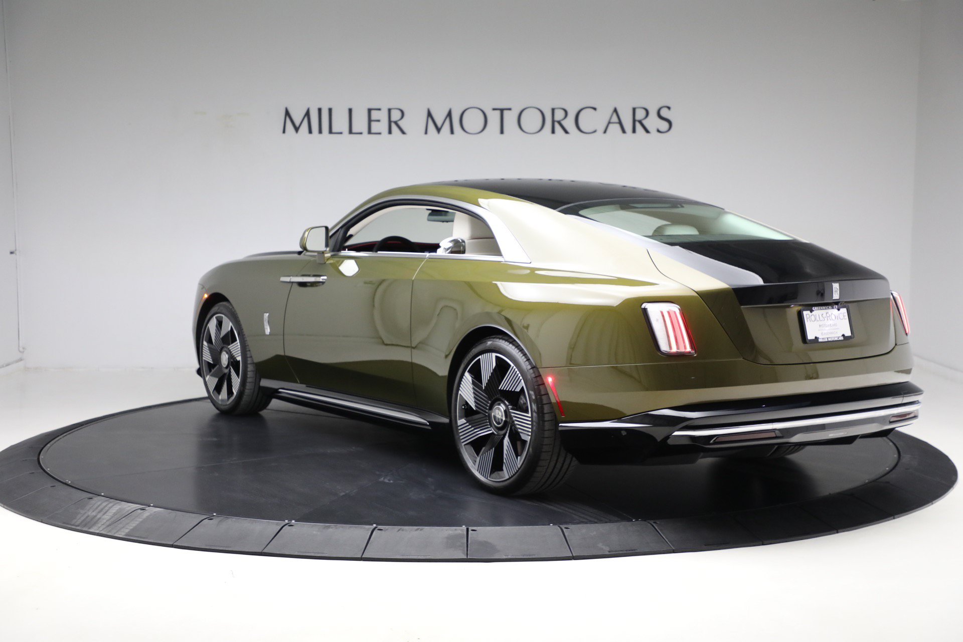 Certified 2025 Rolls-Royce Spectre w/ Spectre Launch Package AWD/4WD image 7