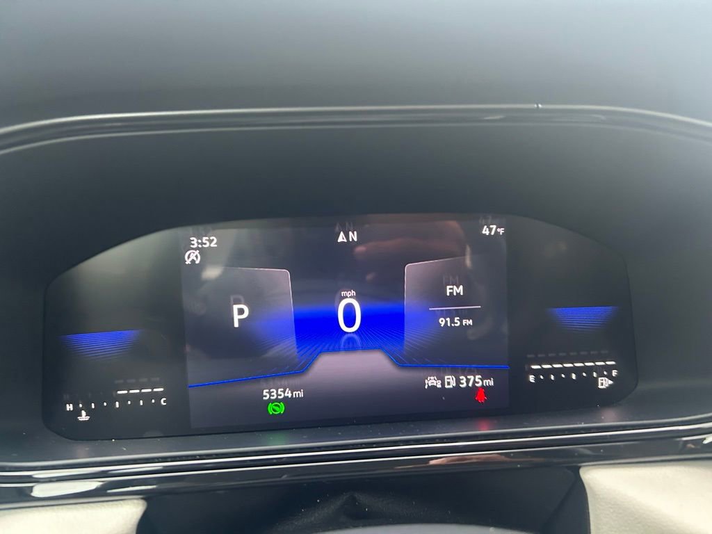 Certified 2025 Volkswagen Taos S image 25