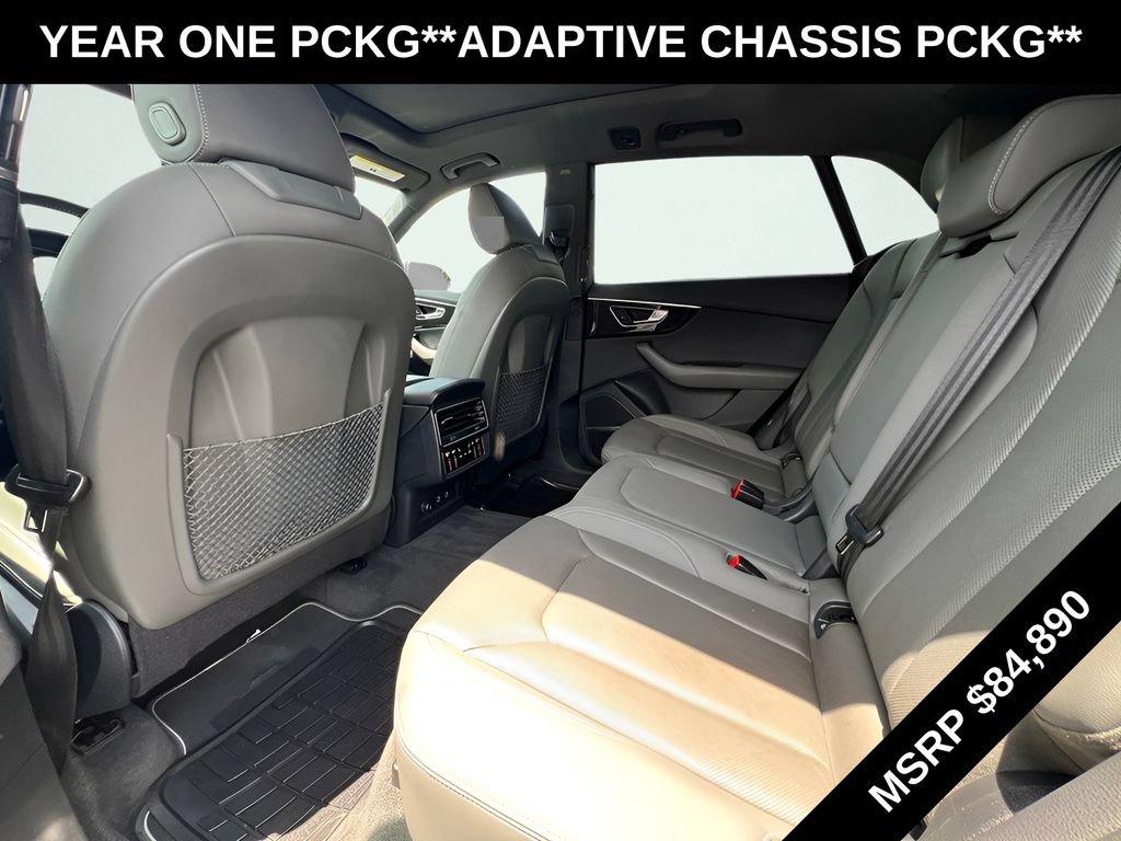 Used 2019 Audi Q8 Prestige w/ Adaptive Chassis Package AWD/4WD image 25