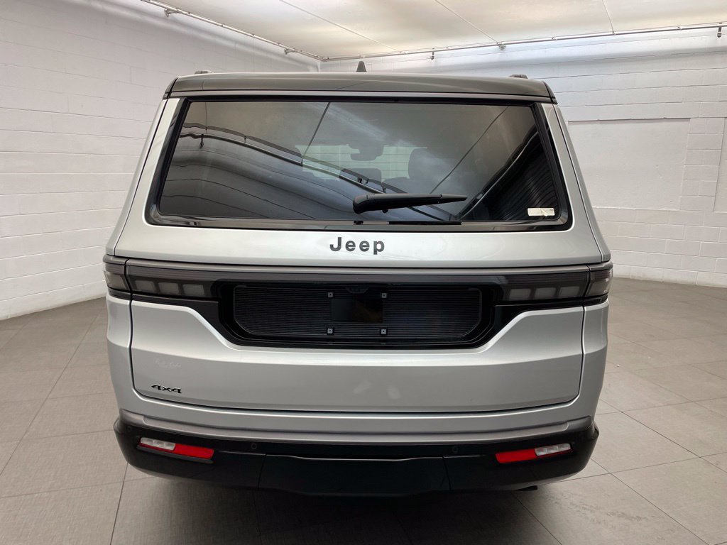 New 2026 Jeep Grand Wagoneer Summit AWD/4WD image 5