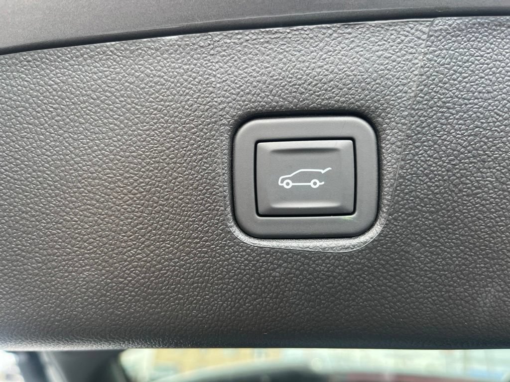 New 2026 Chevrolet Blazer LT w/ Convenience Package AWD/4WD image 6
