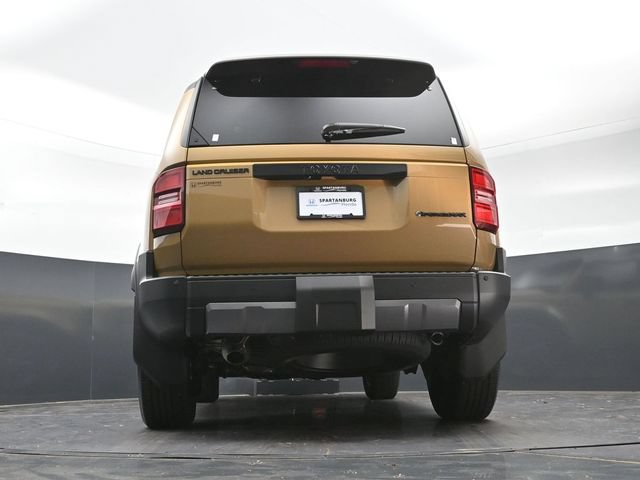Used 2026 Toyota Land Cruiser AWD/4WD image 40