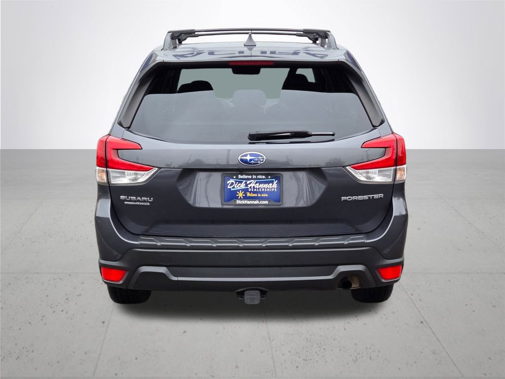 Used 2021 Subaru Forester Premium image 7