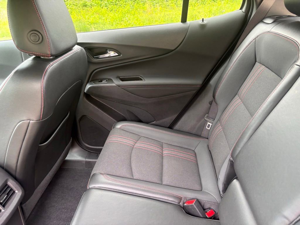 Used 2024 Chevrolet Equinox RS AWD/4WD image 42