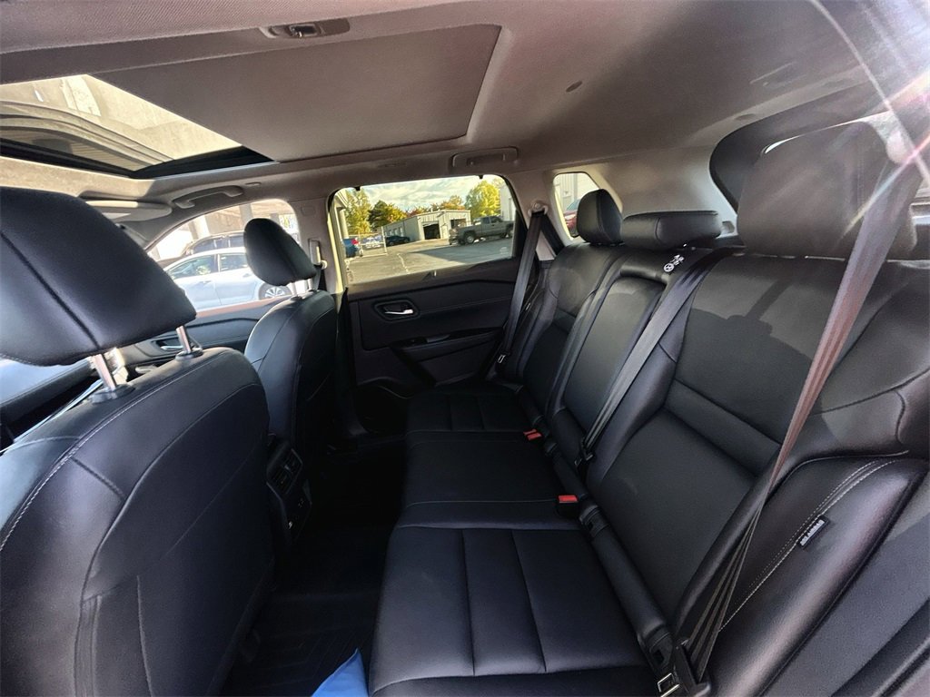 Certified 2023 Nissan Rogue SL w/ SL Premium Package image 12