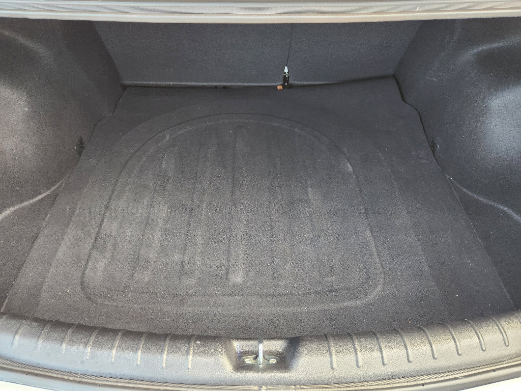 Used 2023 Kia Rio S image 32