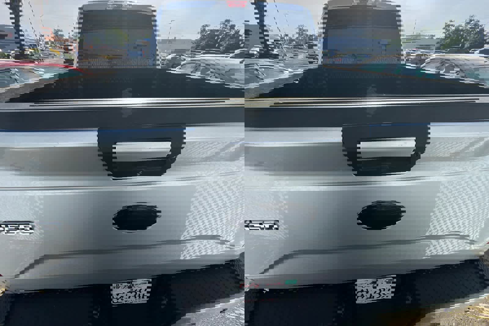 Used 2017 Ford F150 XLT w/ Equipment Group 302A Luxury image 5