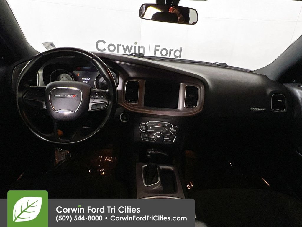 Used 2023 Dodge Charger SXT RWD image 7