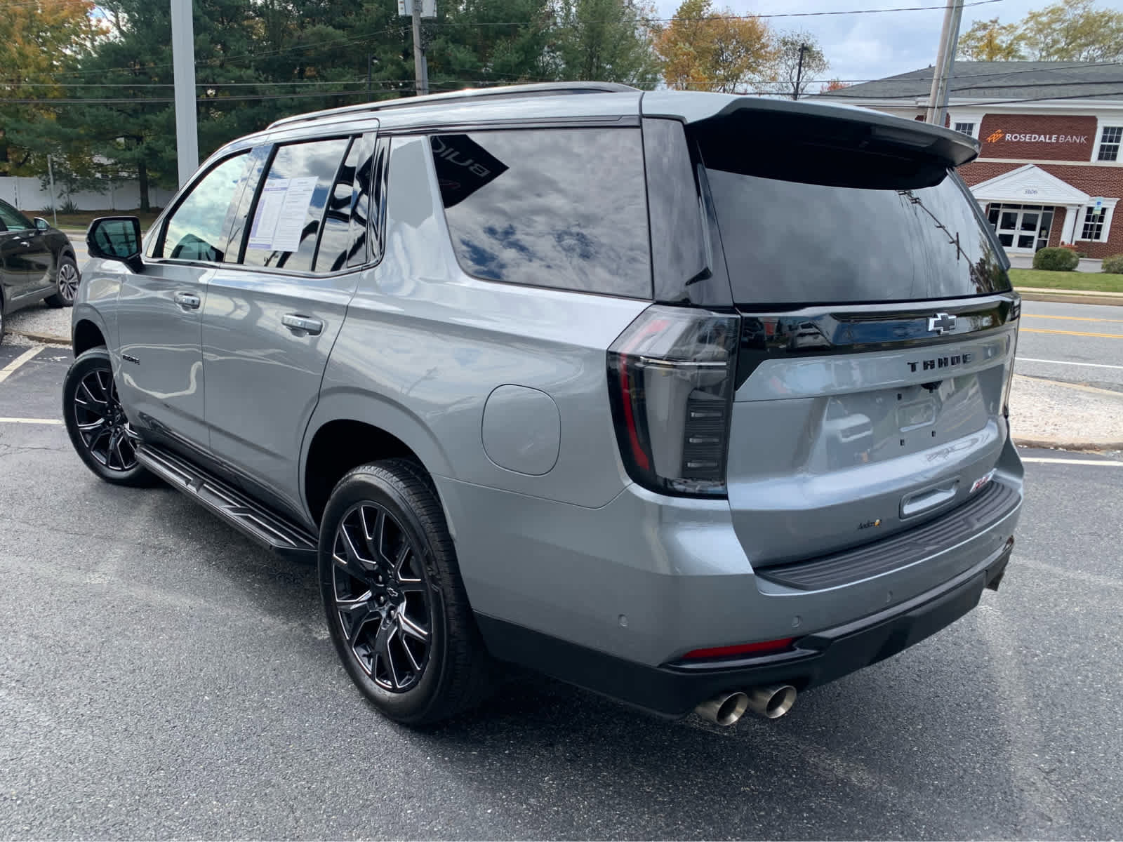 Used 2025 Chevrolet Tahoe RST image 4