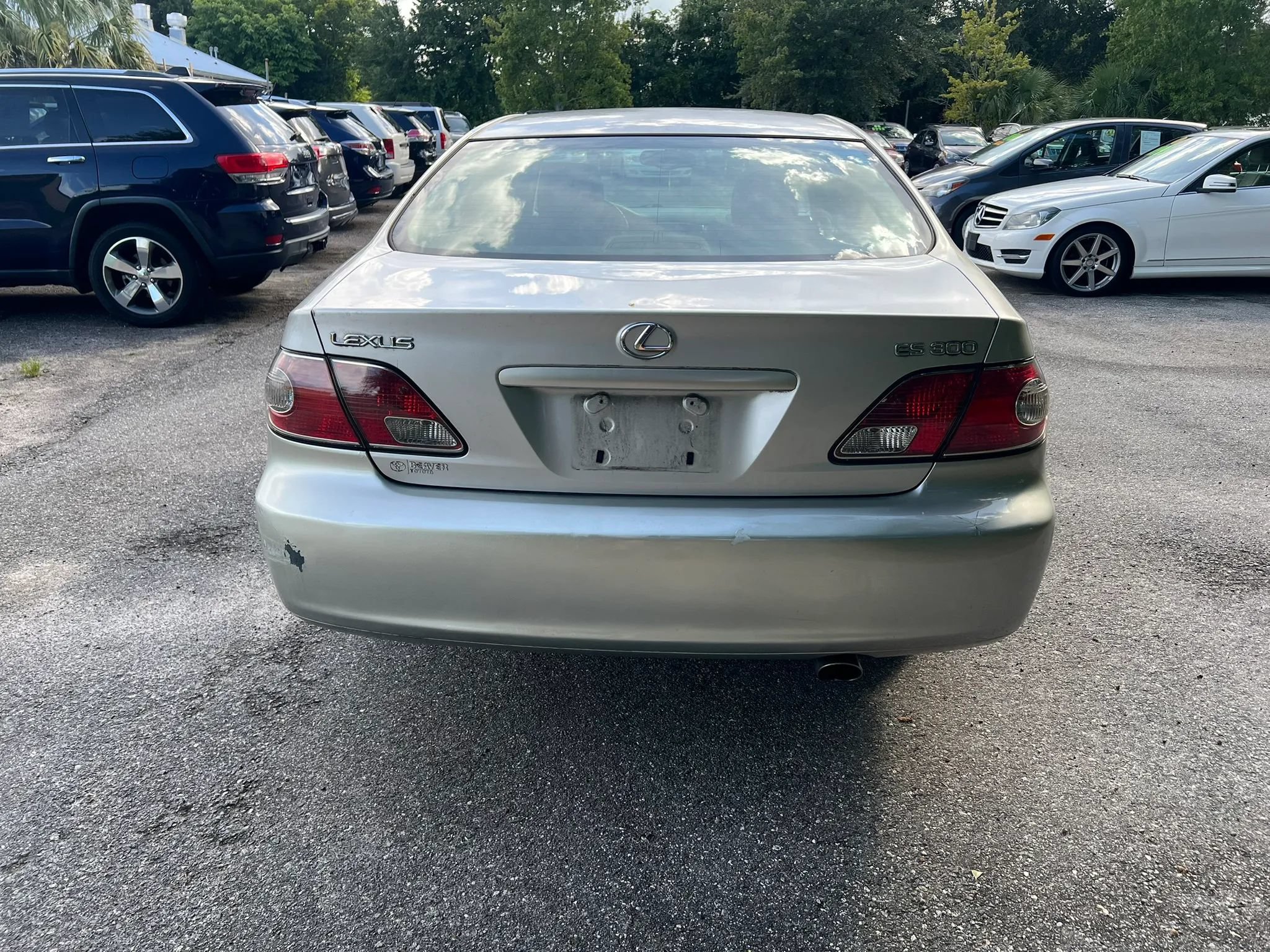 Used 2002 Lexus ES 330 w/ Premium Pkg FWD image 3