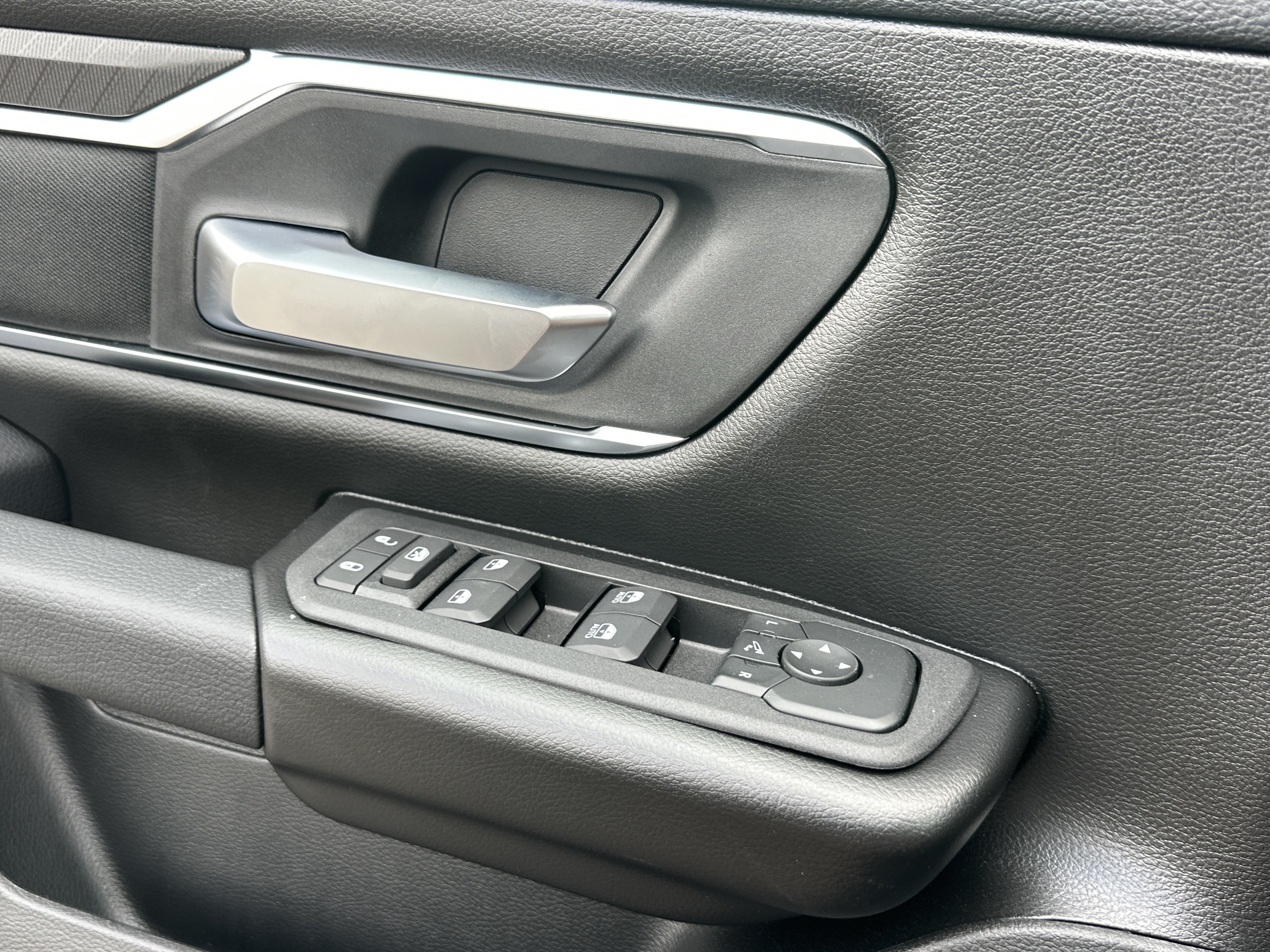 New 2026 RAM 1500 Big Horn AWD/4WD image 11