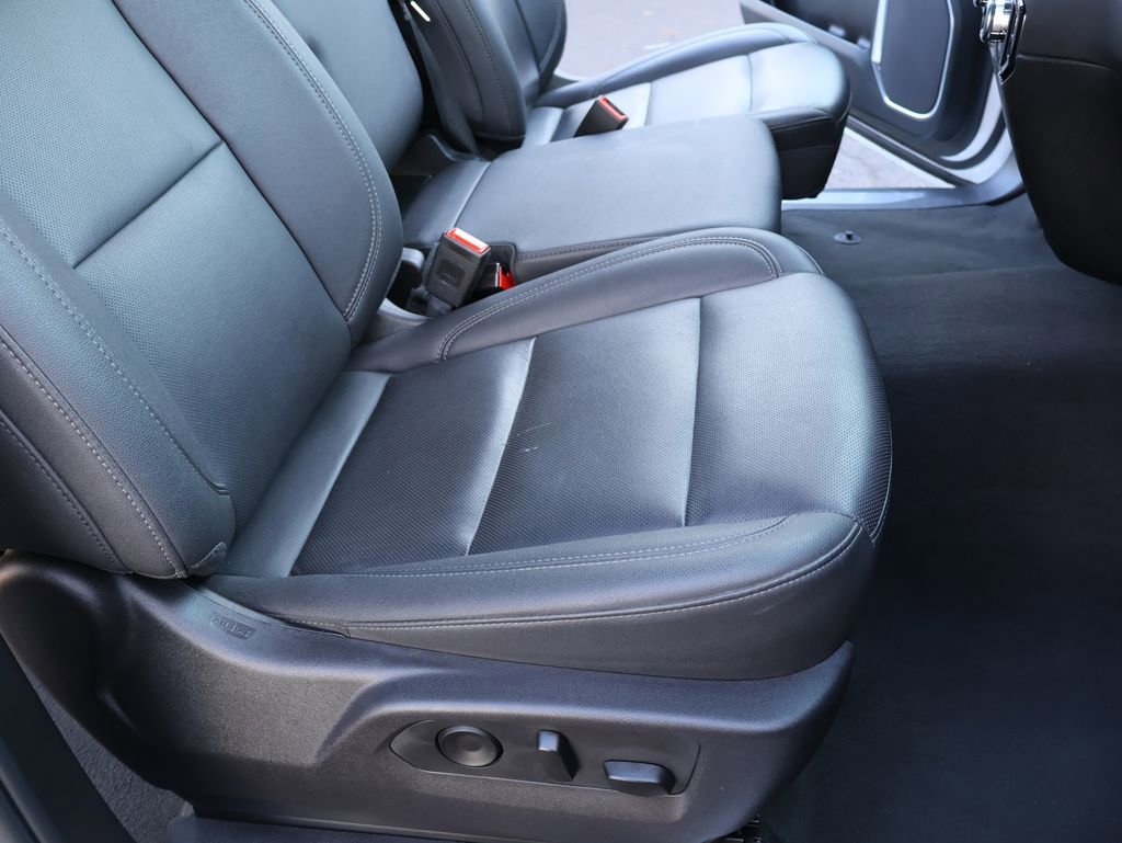 Used 2024 GMC Sierra 1500 SLT image 36