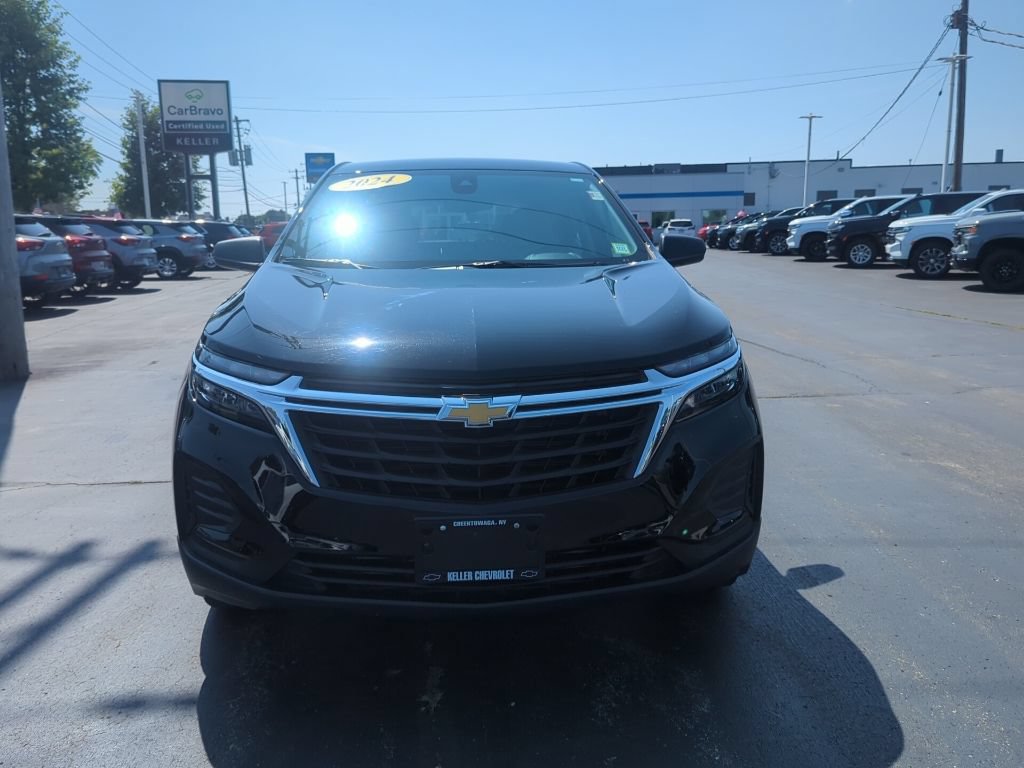 Certified 2024 Chevrolet Equinox LS FWD image 3