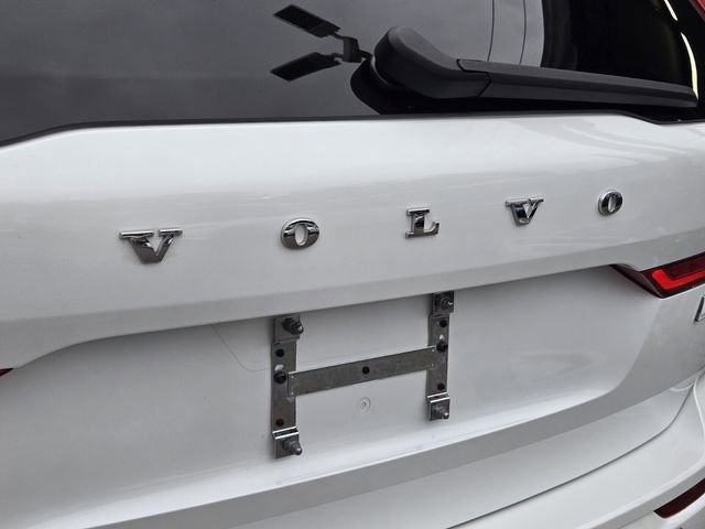 Used 2024 Volvo XC60 T8 Plus image 9