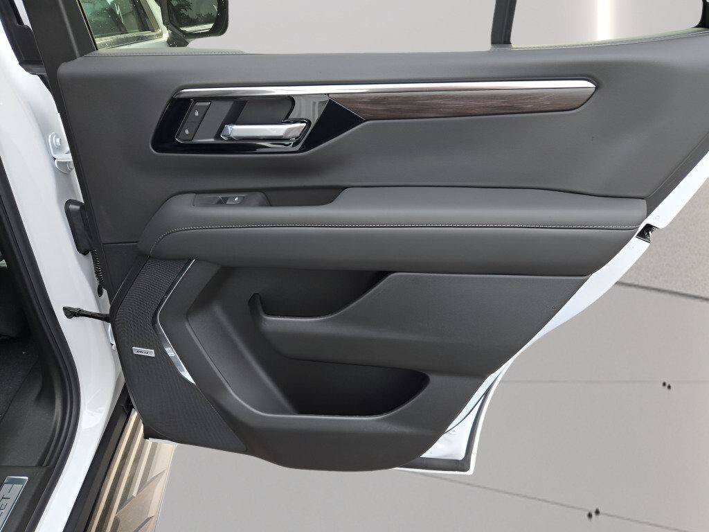 New 2026 Chevrolet Tahoe LT w/ Comfort Package AWD/4WD image 10