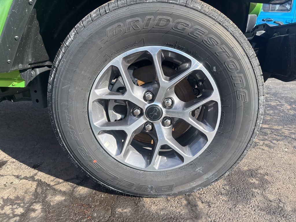 New 2025 Jeep Gladiator Sport image 22