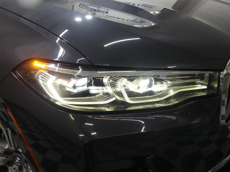Used 2020 BMW X7 xDrive40i w/ Premium Package image 14