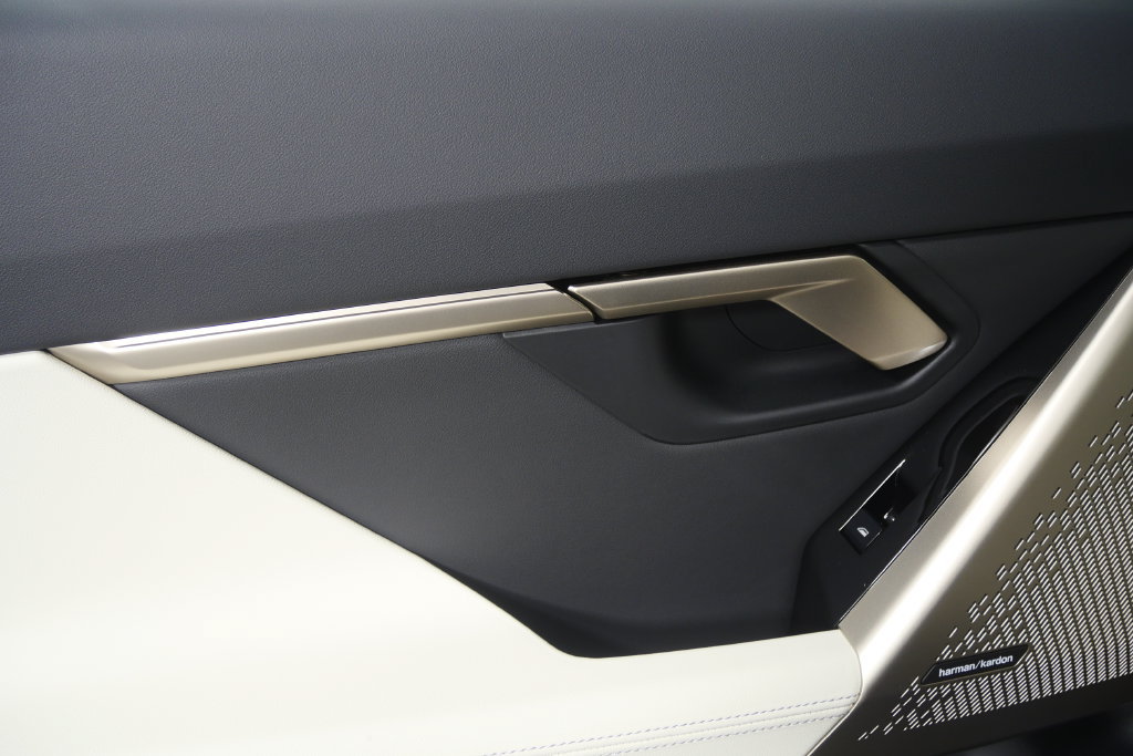 New 2027 BMW 530i w/ Premium Package RWD image 13