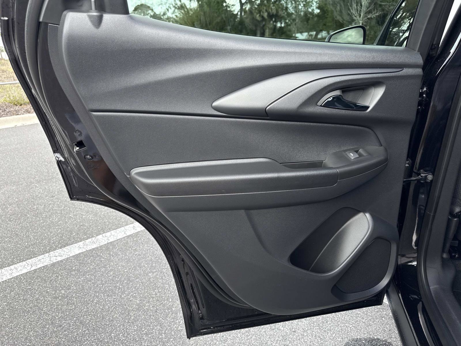 Used 2026 Chevrolet TrailBlazer LS w/ LS Confidence Package image 9