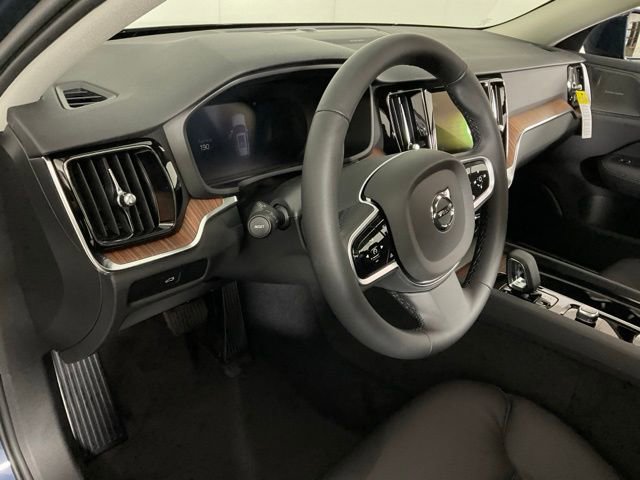 New 2026 Volvo V60 B5 Cross Country Plus w/ Protection Package Premier image 16