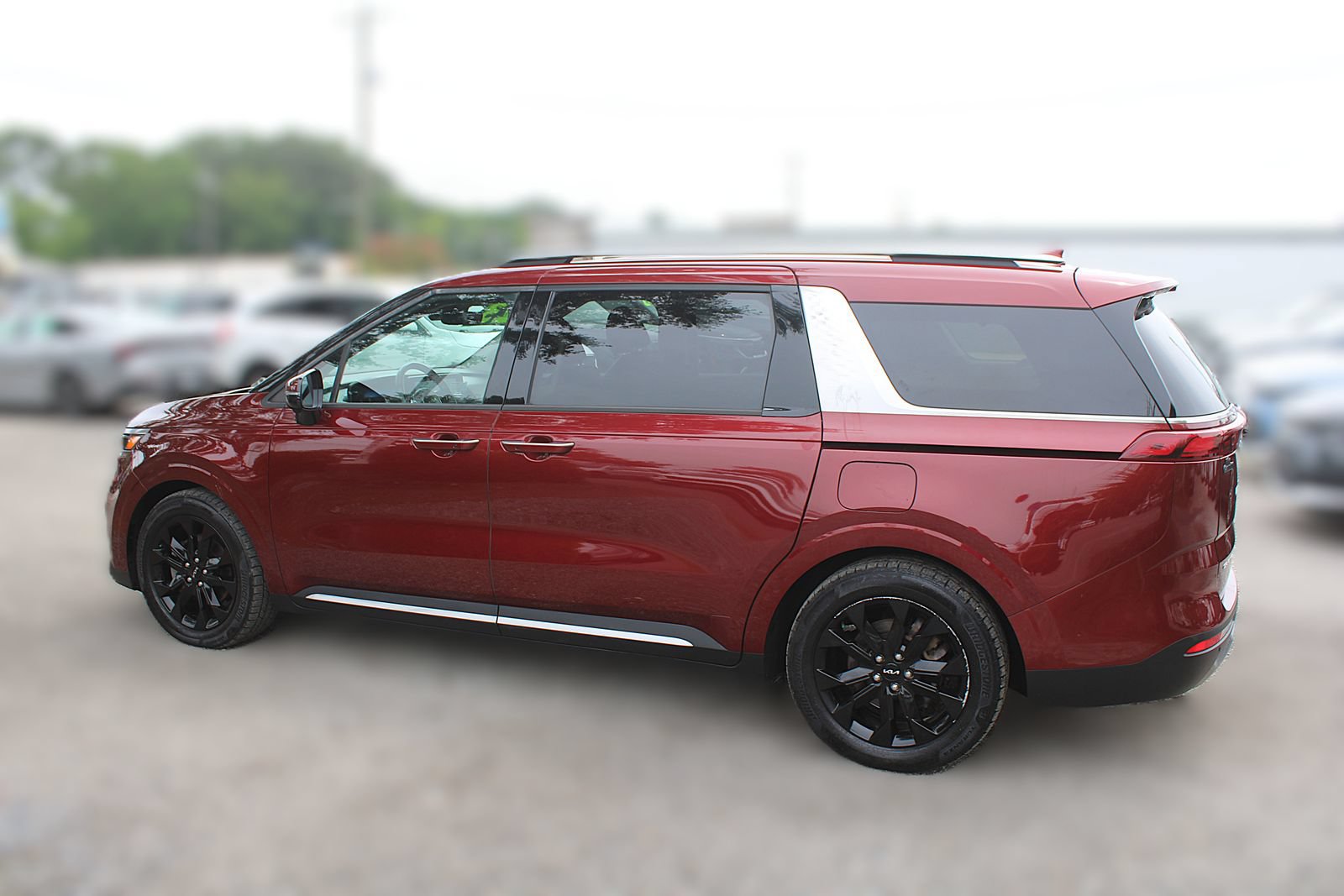 Certified 2023 Kia Carnival SX Prestige FWD image 16