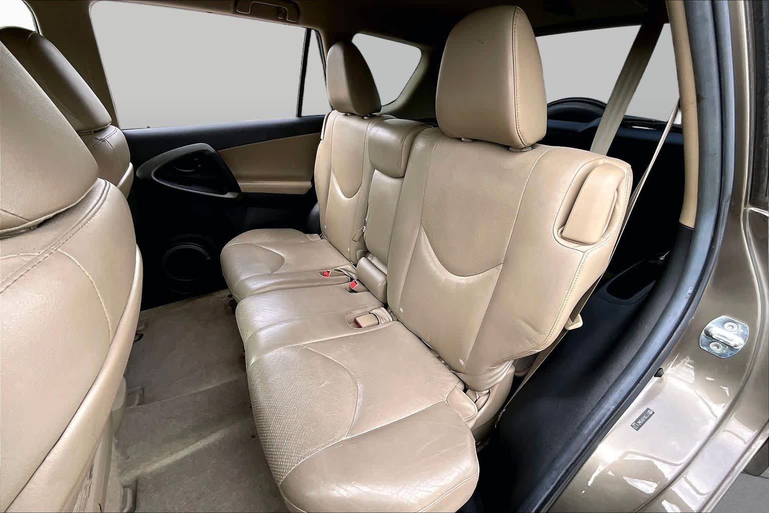 Used 2011 Toyota RAV4 Limited w/ Limited Extra Value Pkg FWD image 18
