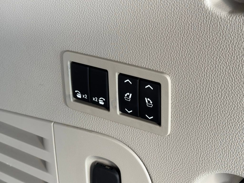 Used 2019 GMC Yukon Denali w/ Denali Ultimate Package image 11