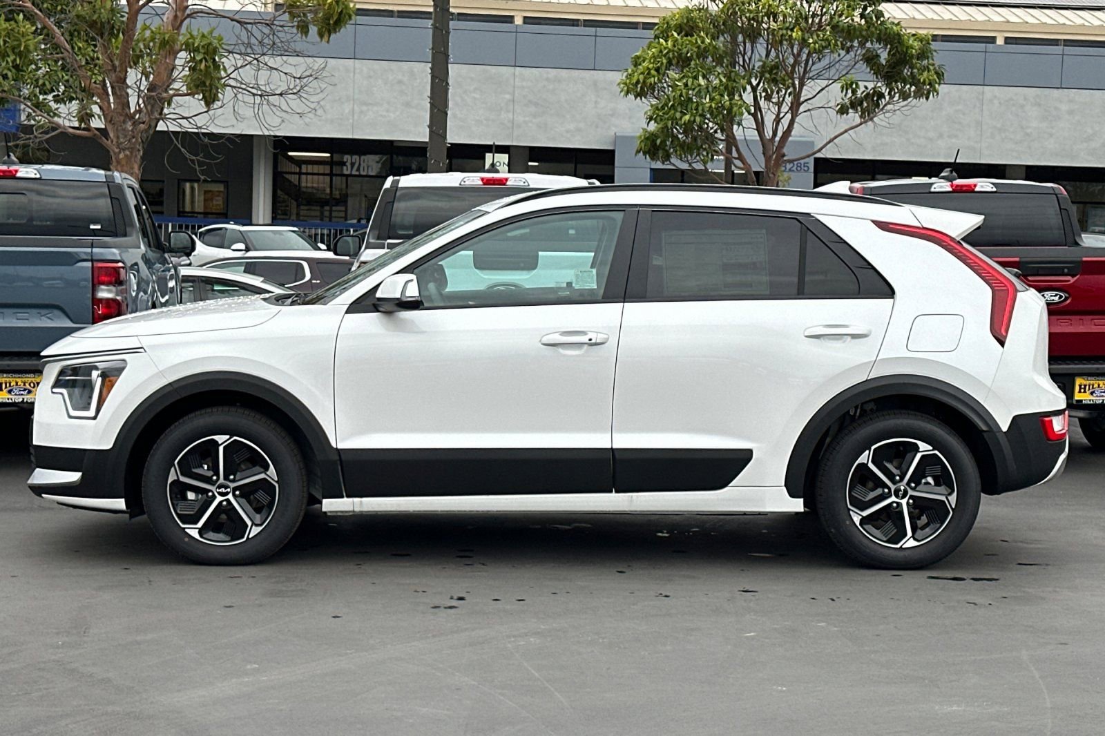 New 2026 Kia Niro EX image 7