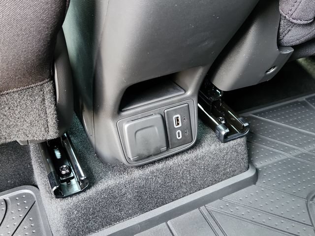 New 2026 Chevrolet TrailBlazer LT w/ Convenience Package FWD image 16