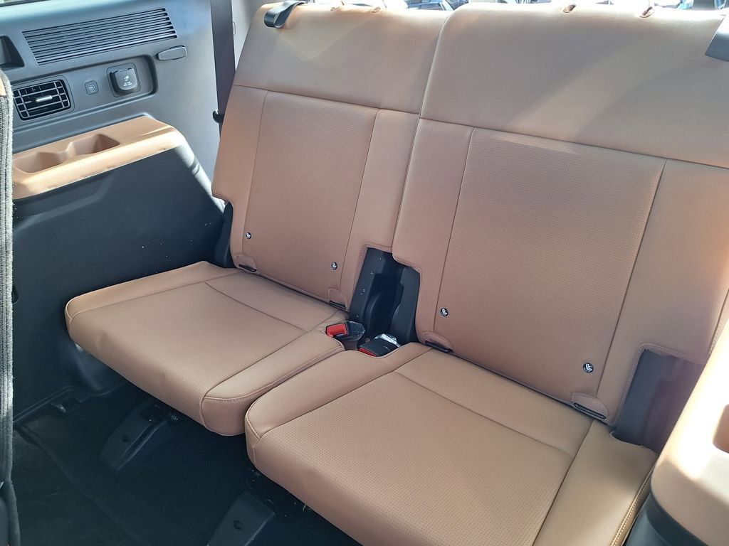 New 2025 Hyundai Santa Fe Limited image 14