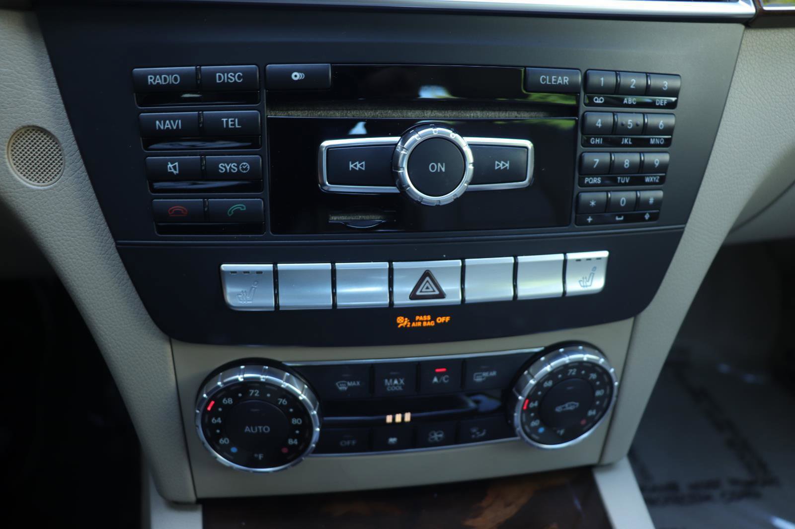 Used 2013 Mercedes-Benz C 250 Luxury image 29