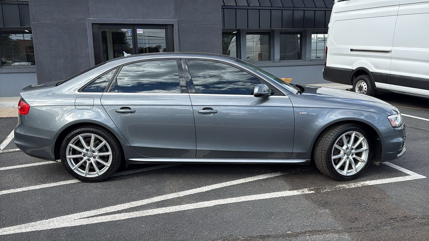 Used 2016 Audi A4 2.0T Premium w/ Convenience Plus Package AWD/4WD image 2