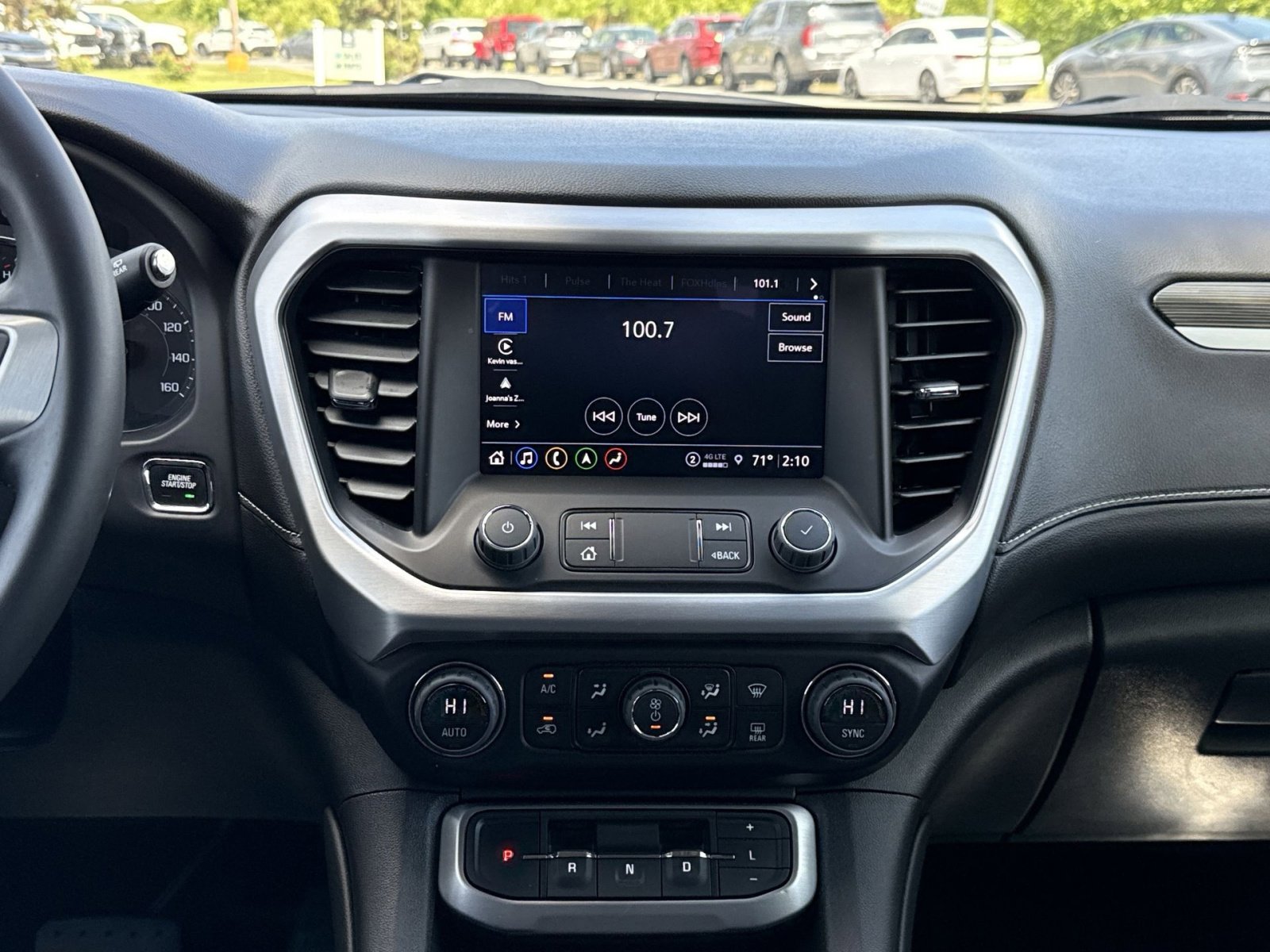 Used 2023 GMC Acadia SLT AWD/4WD image 18