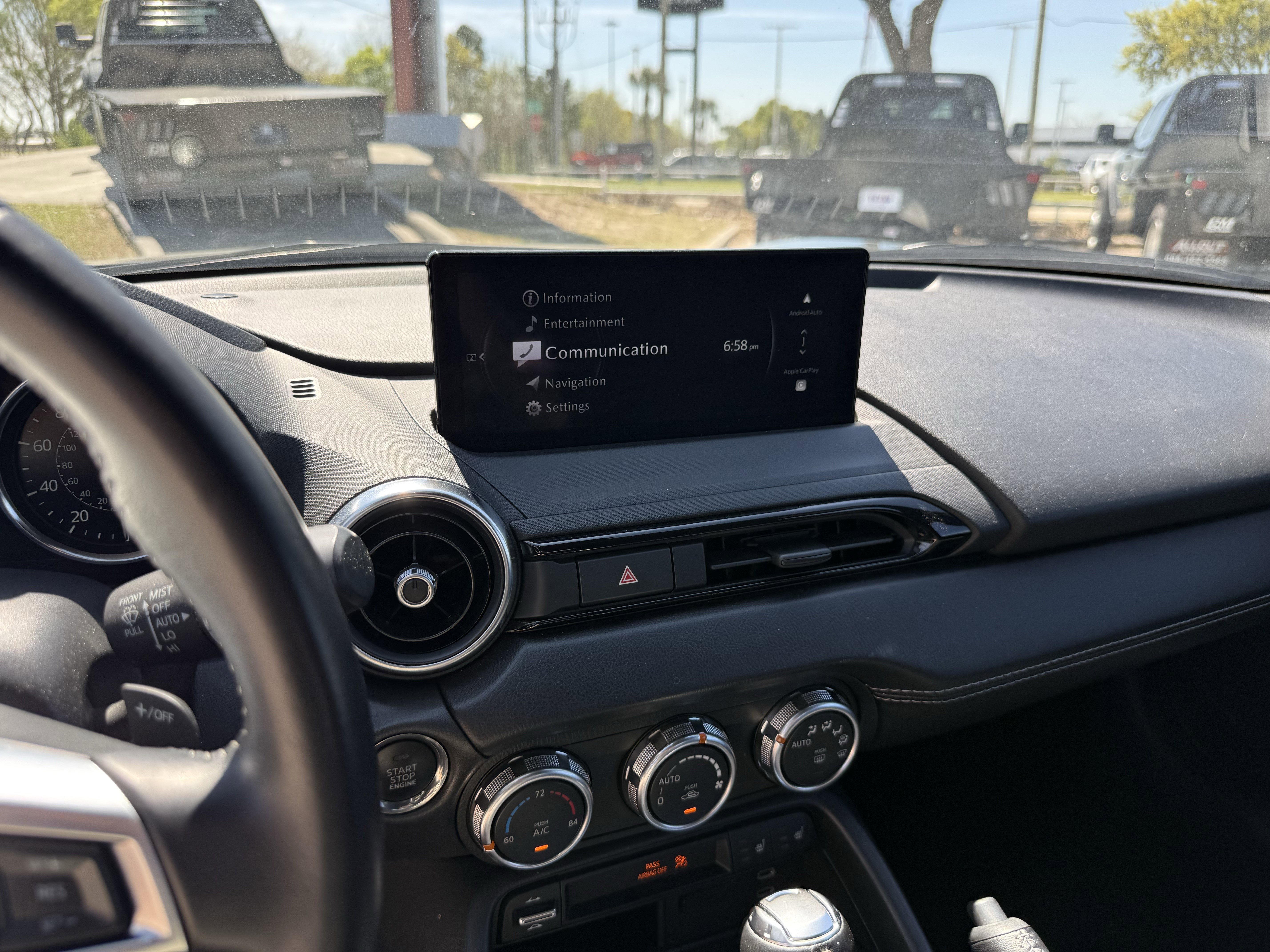 Used 2025 MAZDA MX-5 Miata RF Grand Touring image 19