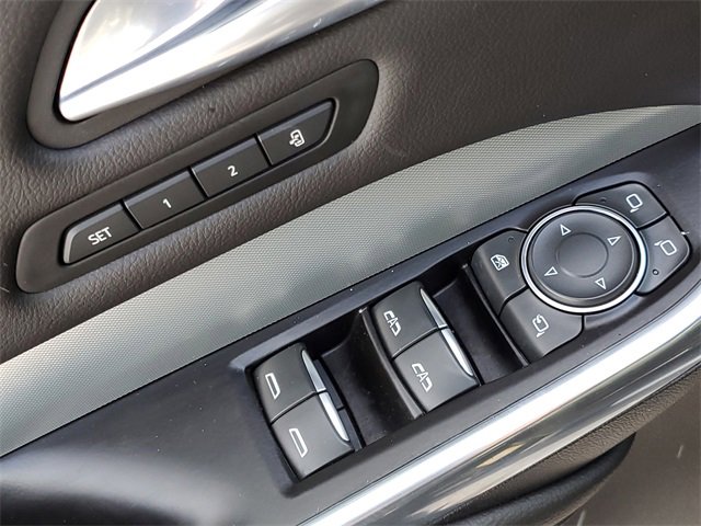 Certified 2022 Cadillac XT4 Premium Luxury w/ Safety Alert Package image 25