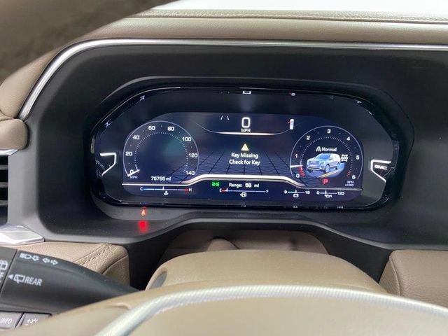 Used 2023 GMC Yukon Denali AWD/4WD image 33
